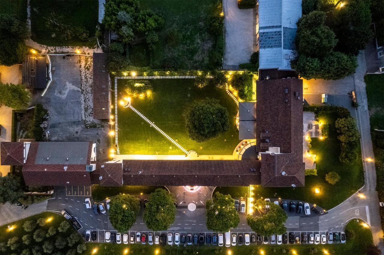 Malo  Villa I Pini المظهر الخارجي الصورة